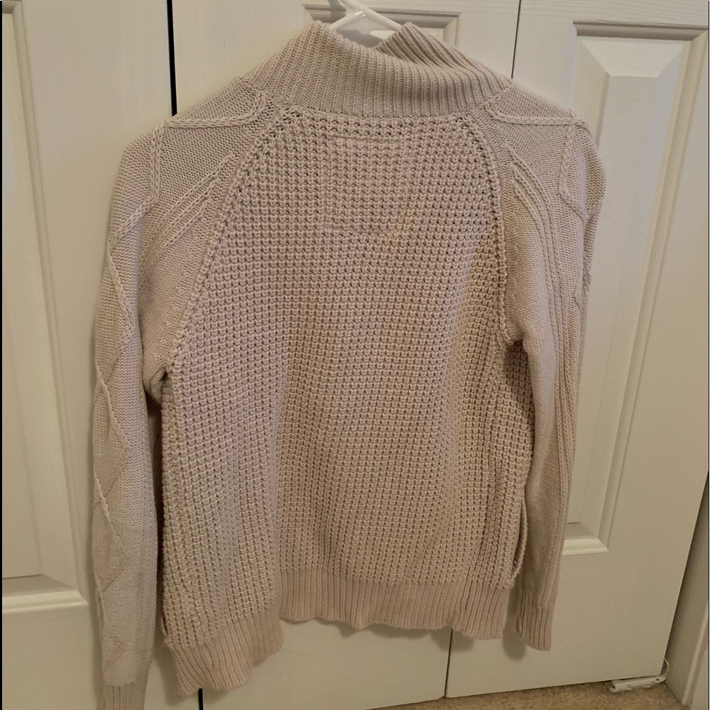 sweater - Picture 2 of 3